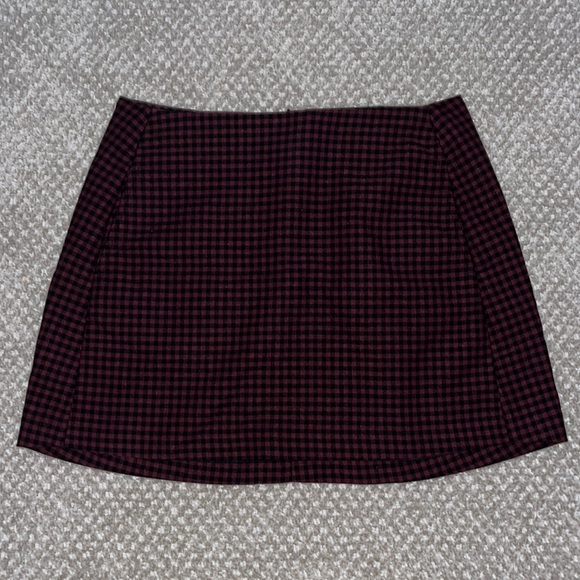 Urban Outfitters Plaid Skirt - Picture 1 of 2